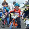 Pedalar contra as telas